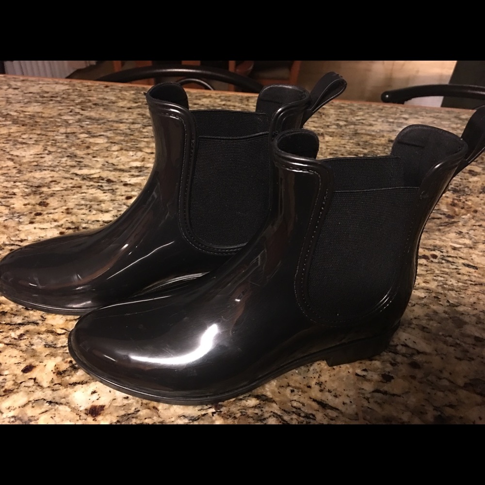 Rain boots